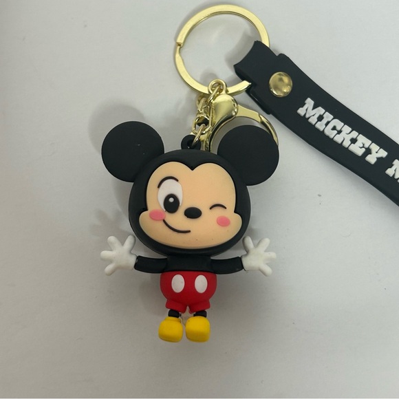 Disney Mickey Mouse 3D Rubber Keychain NEW - Picture 4 of 8